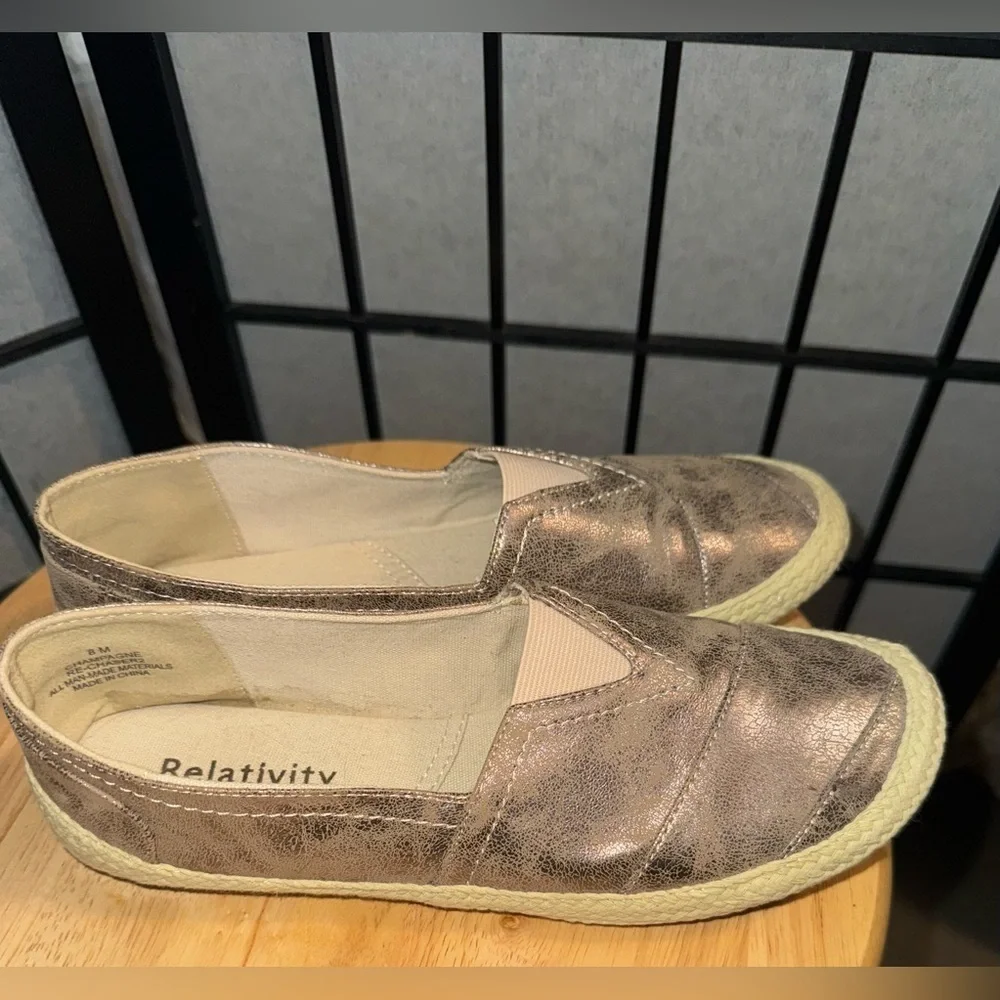 Relativity Metallic Flat Espadrilles Size 8